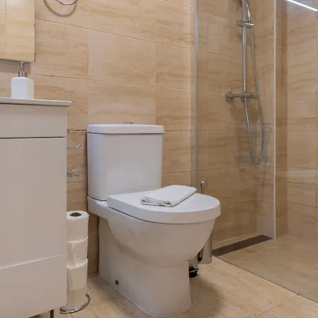 شقة Stylish 2br Retreat In By Lovelystay *