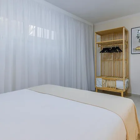 شقة Stylish 2br Retreat In By Lovelystay Lisboa